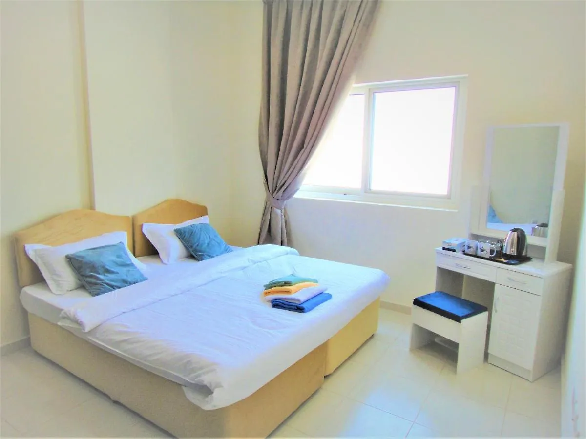 Abu Hail Star Residence - Home Stay دبي