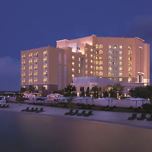 Traders Hotel, Hotel Abu Dhabi